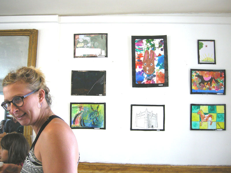 Exposition du cours de peinture des enfants