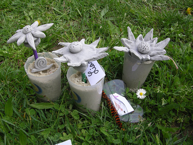 modelage fleurs en argile mediatheque treignac 11