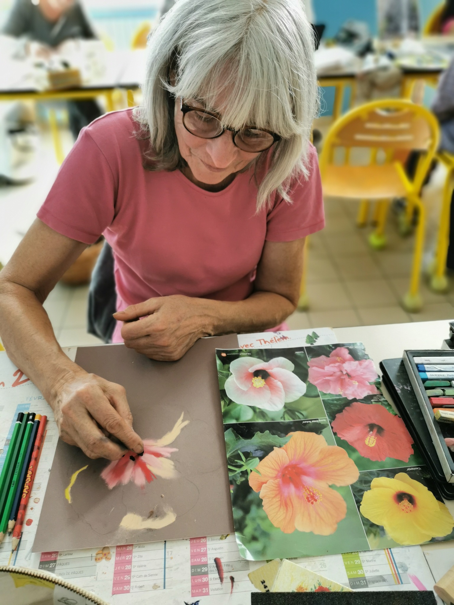 cours dessin peinture la croisille sur briance fleur pastel