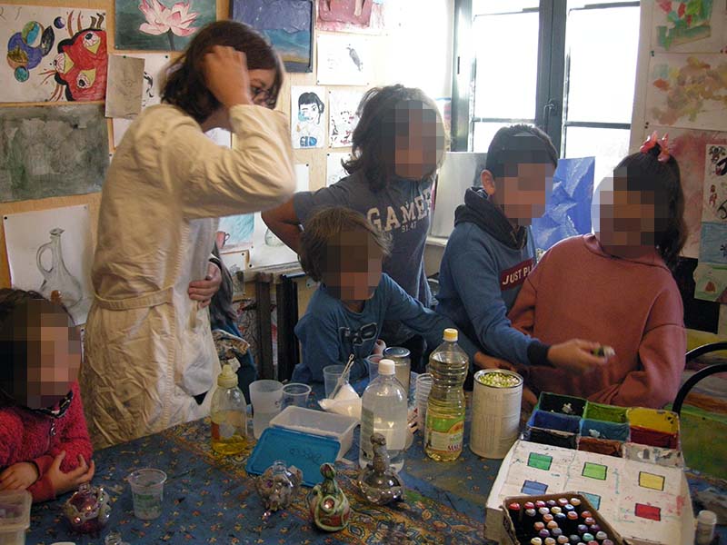 fabrication de potions d halloween avec les enfants (1)