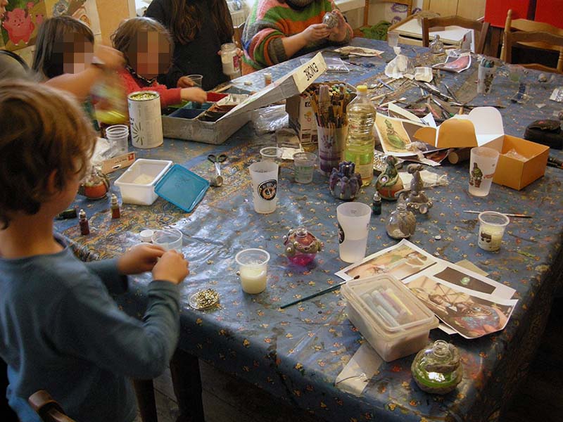 fabrication de potions d halloween avec les enfants (3)