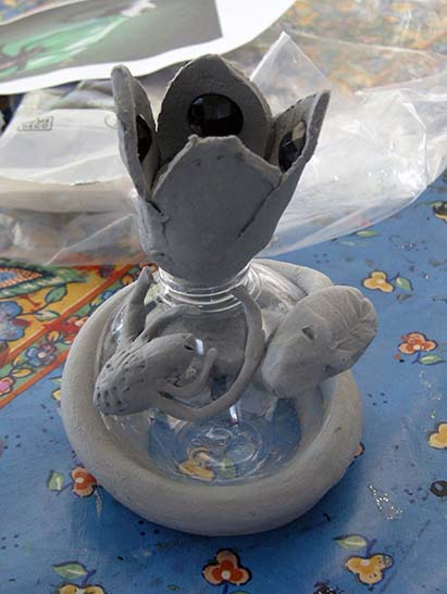 fabrication de potions d halloween avec les enfants modelage (7)