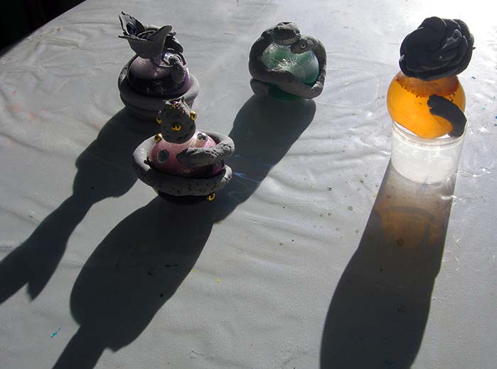 fabrication de potions d halloween avec les enfants20