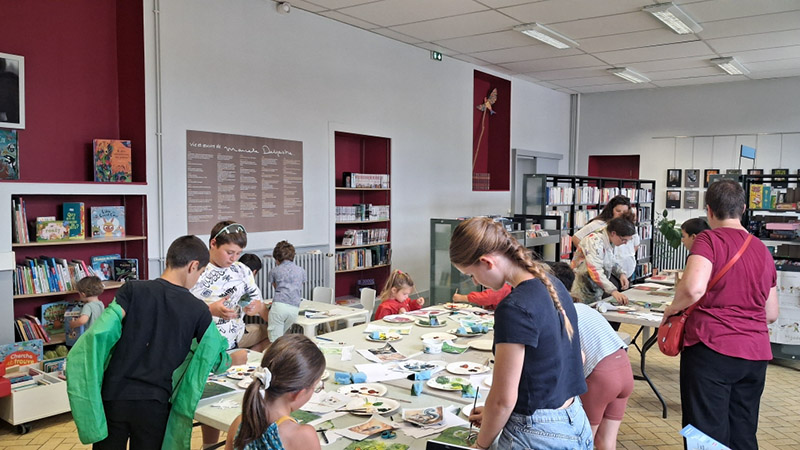 Atelier creation collective acrylique chamberet (5)